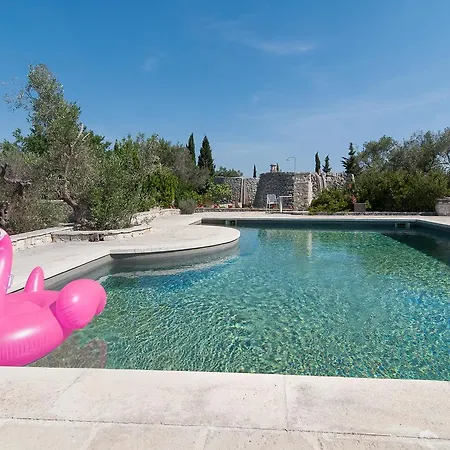 Ciampa Pool Trullo Torre Suda